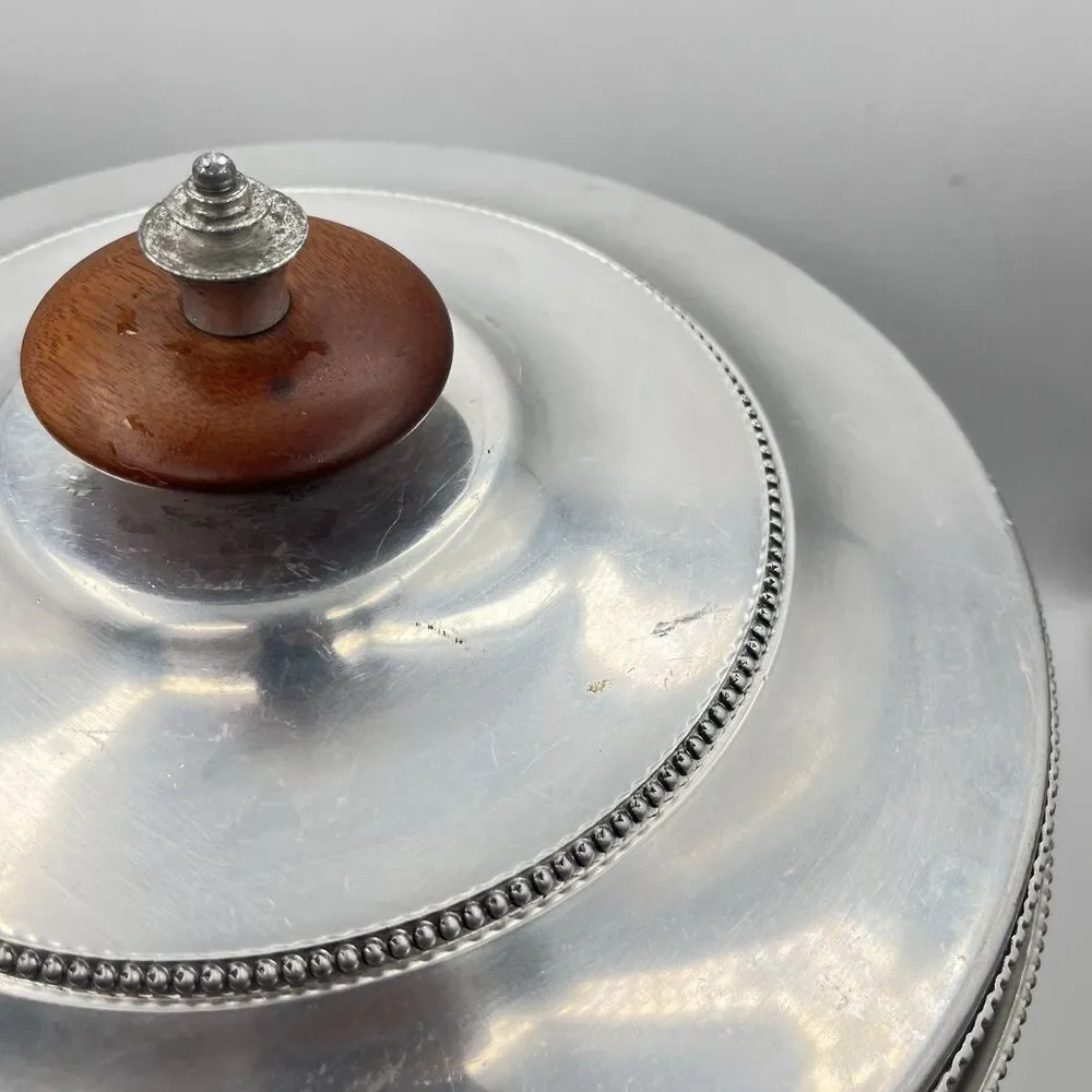 Buenilum B. W. Hammered Aluminum Chafing Dish